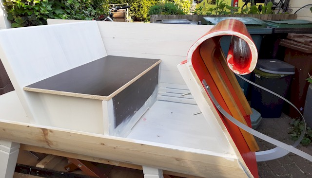 Opbouw wanden slee - eerste wand klaar