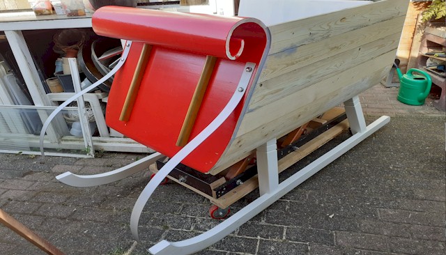 Opbouw wanden slee